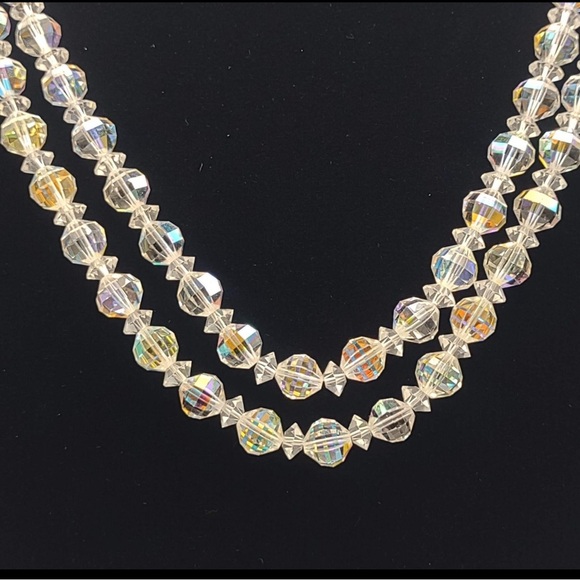VINTAGE 1940’s ART DECO AURORA BOREALIS DOUBLE STRAND NECKLACE W/CRYSTAL CLASP - Picture 2 of 9